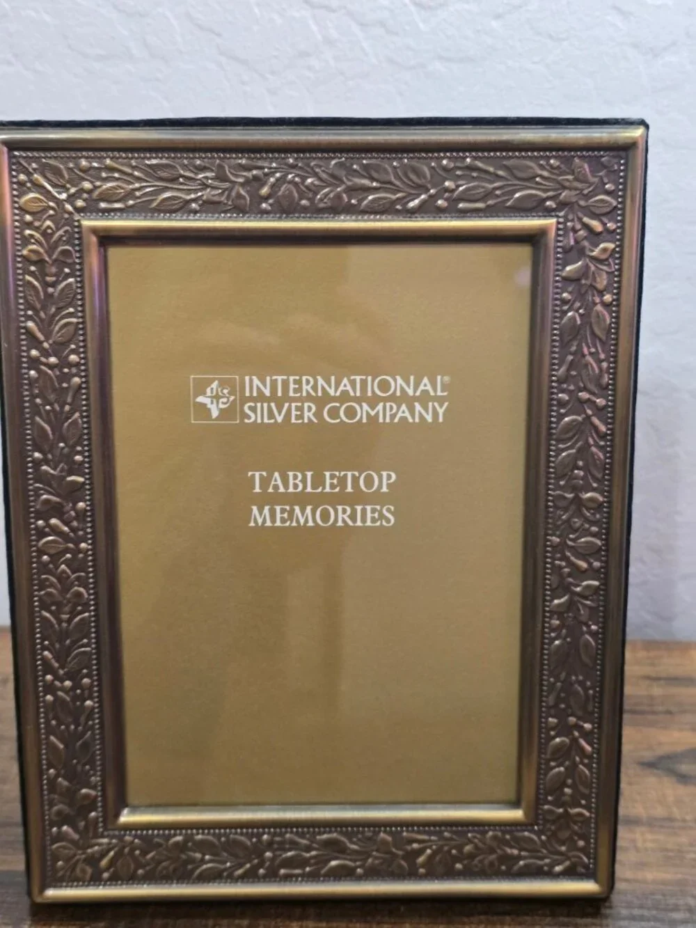 International Silver Tabletop Memories Ornate Picture Frame 5x7
